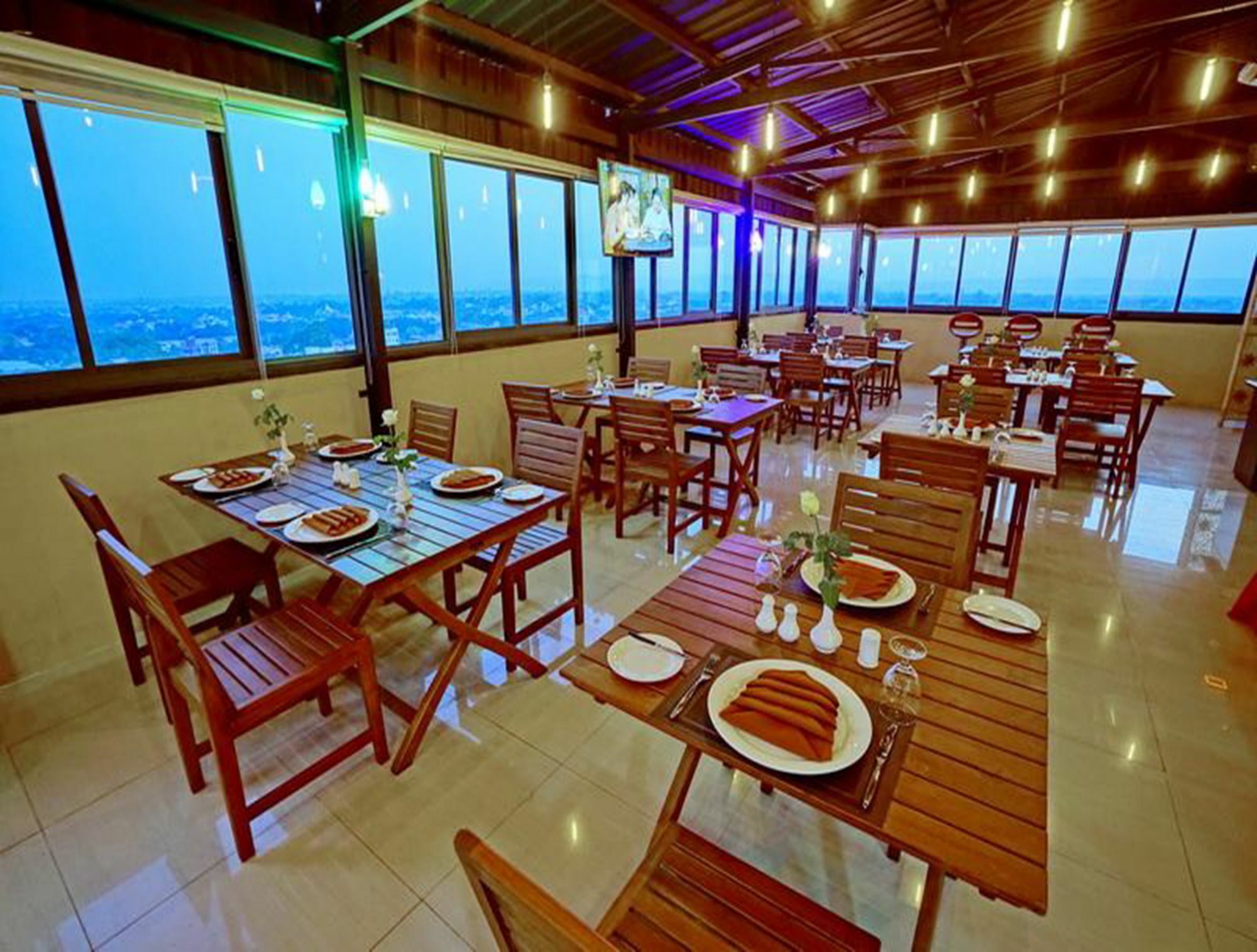 The Hotel Nova Mandalaj Kültér fotó
