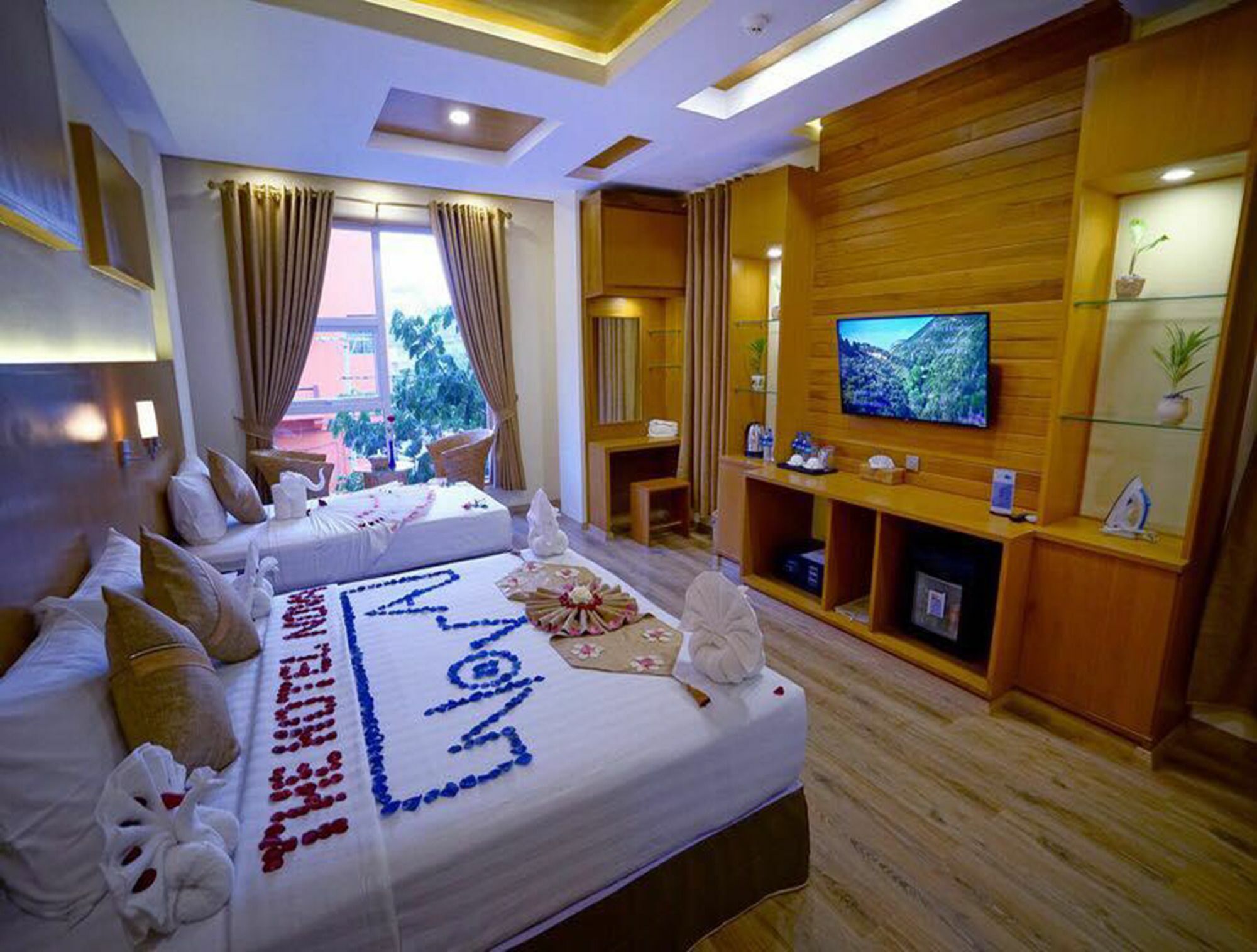 The Hotel Nova Mandalaj Kültér fotó
