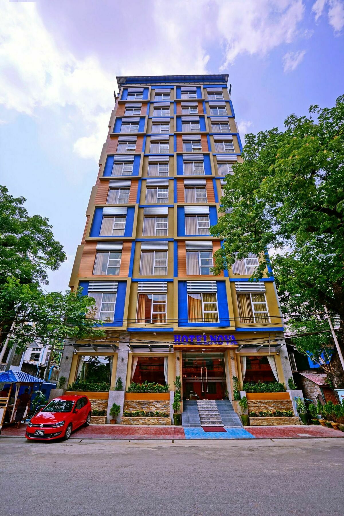 The Hotel Nova Mandalaj Kültér fotó