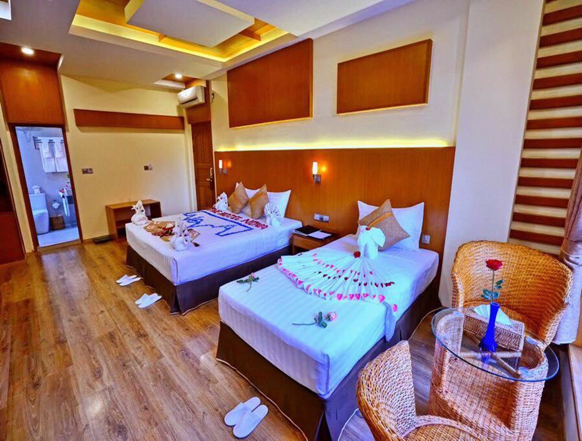 The Hotel Nova Mandalaj Kültér fotó